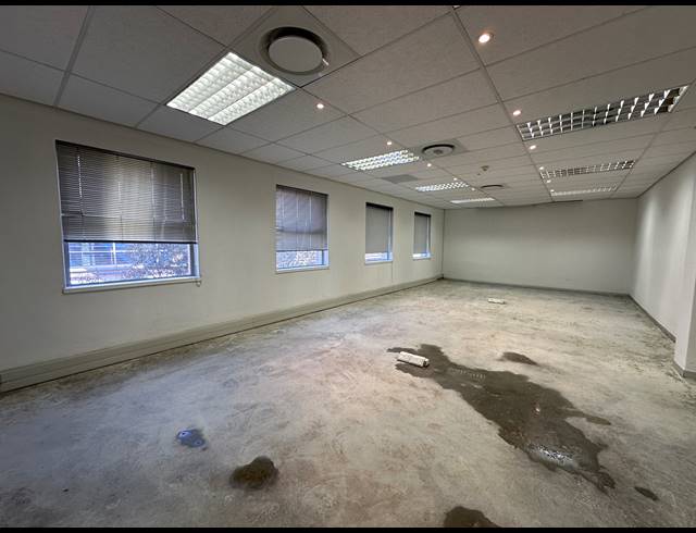 762M² OFFICE TO LET IN WOODMEAD